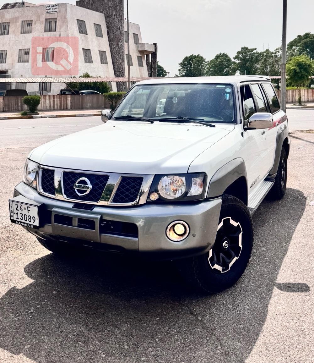 نیسان پاترۆل سەفاری